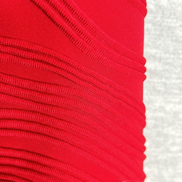 COME N SEE Holiday Christmas Valentines Classic Big Button Warm Washable Cape - Picture 11 of 12